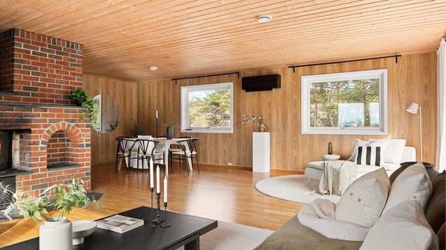 I stuen på hele 55 kvm. er det stor plass til familiens felles opphold i hverdagen og ulike anledninger gjennom året.