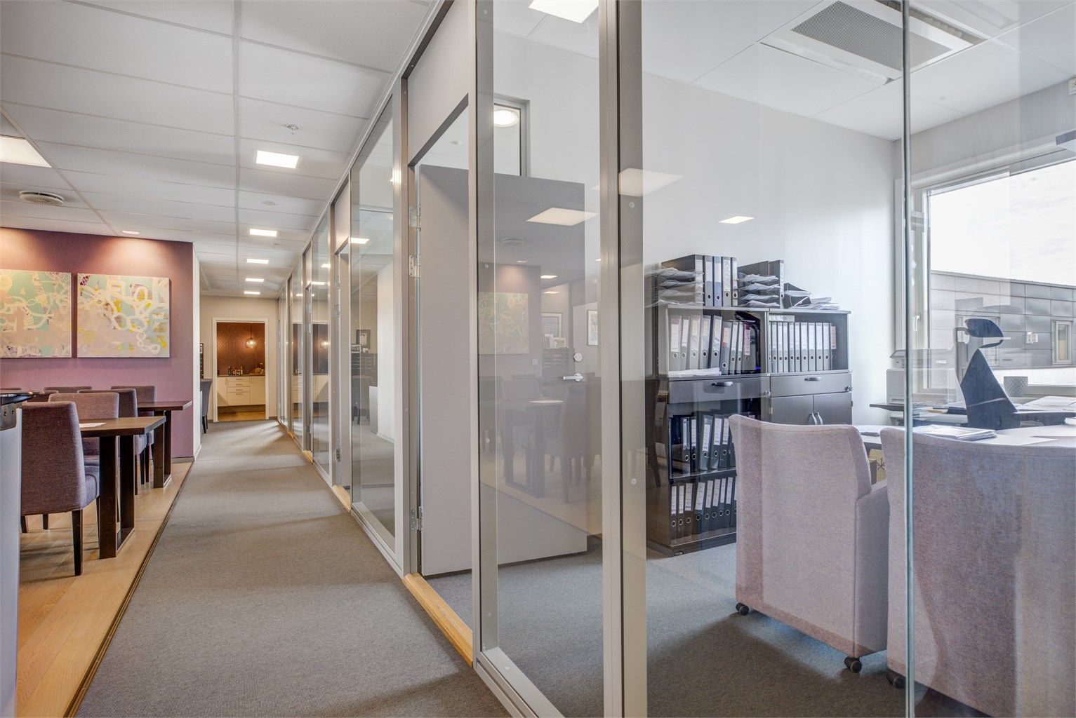 Utstrakt bruk av glass gir gode lysforhold