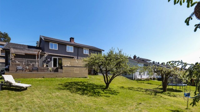 Robin Lauritzen v/ Krogsveen Eiendomsmegling har gleden av å presentere Sørumterrassen 52A!