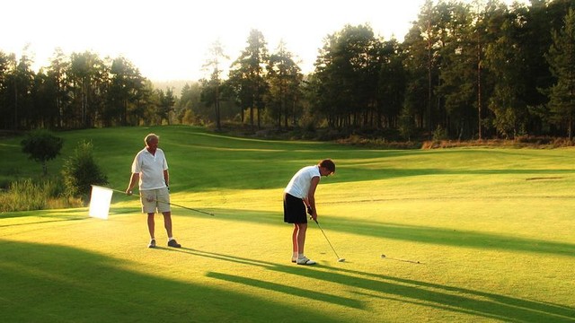 Få min kjøring til Kjekstad golfbane - 18 hulls bane