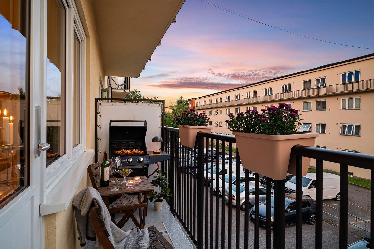 Krogsveen v/ Nhut Nam Huynh har gleden av å presentere Knut Alvssons vei 23!