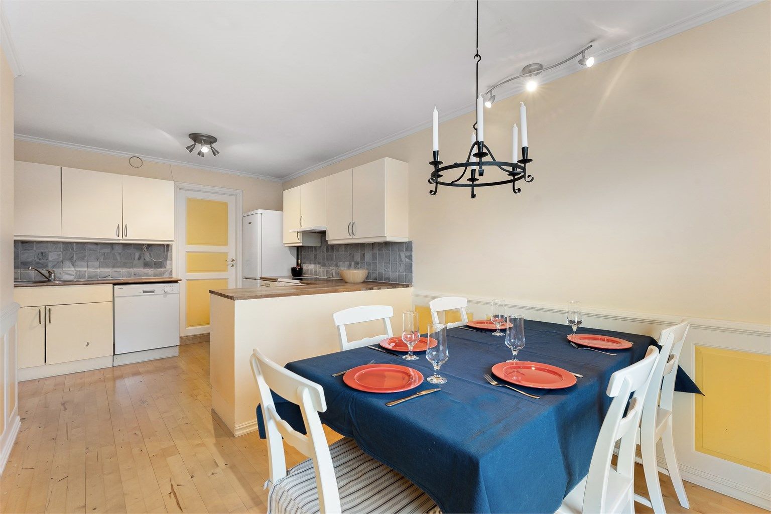 Her er det god plass for spisebord