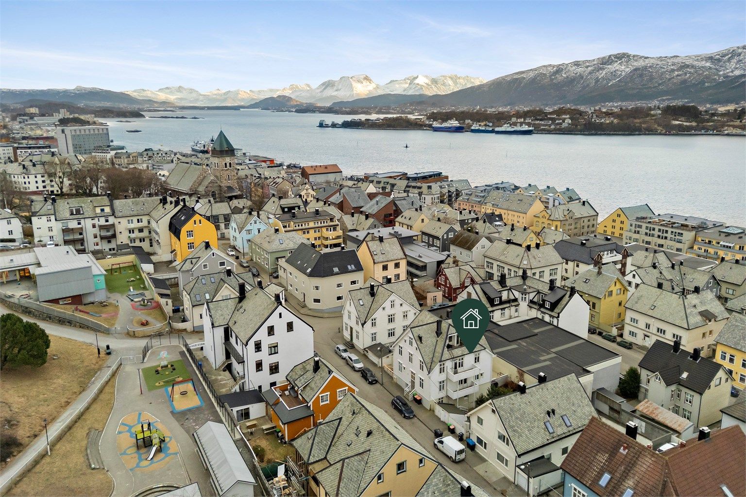 Dronebilde over boligområdet på Aspøya 