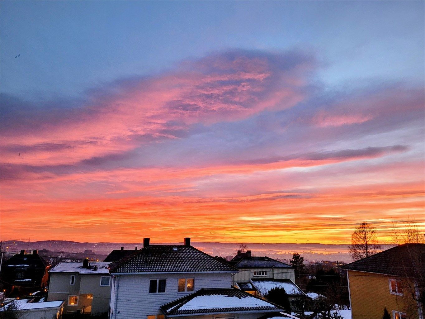 Spektakulære solnedganger (selgers eget bilde)