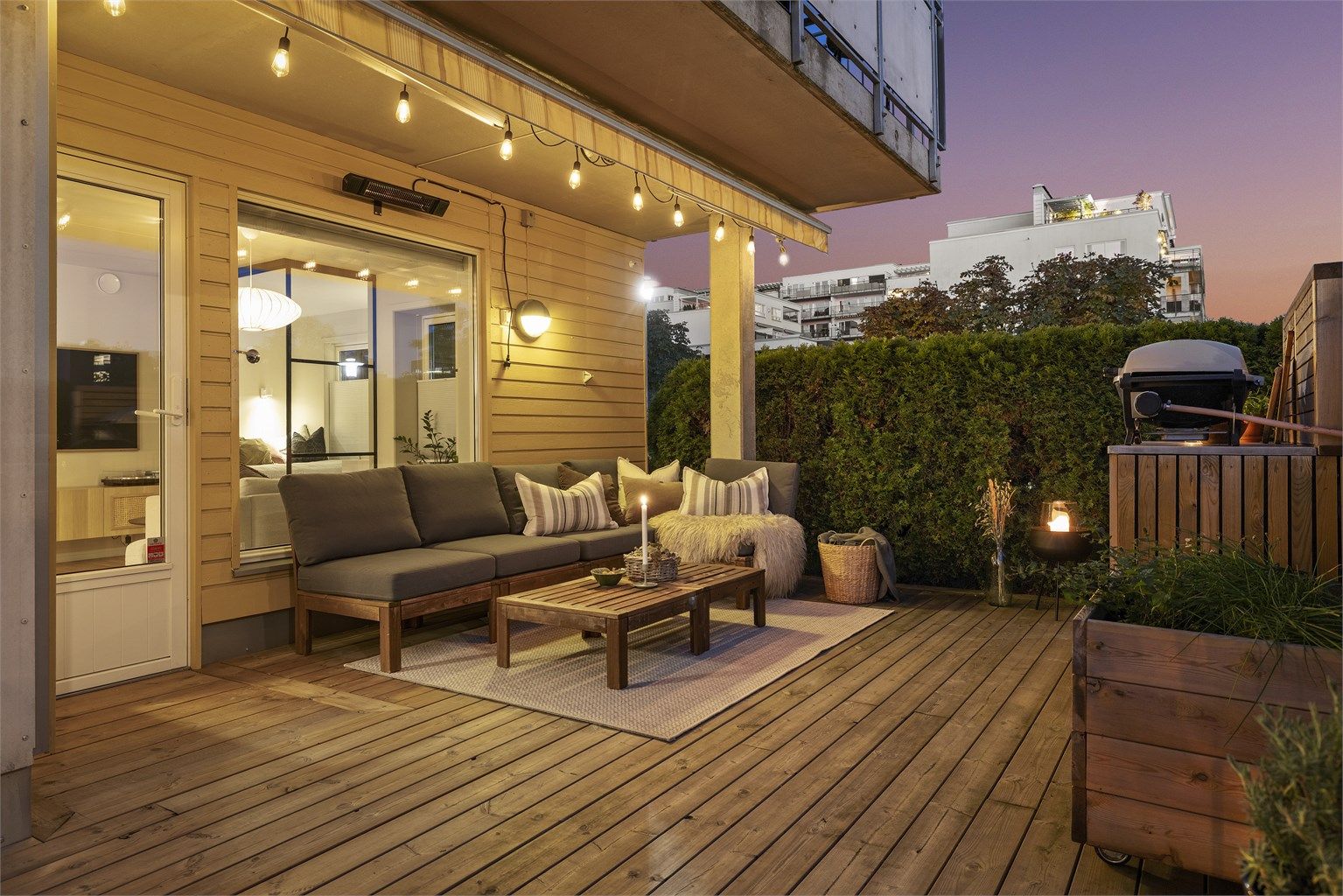 Velkommen til Kanonhallveien 42 A - presentert av Emir Mekic ved Krogsveen Løren! Foto: Marika Mørkestøl / Marika Foto