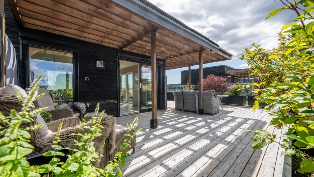 Takterrassen har store muligheter plass til dyrking av planter og vekster.