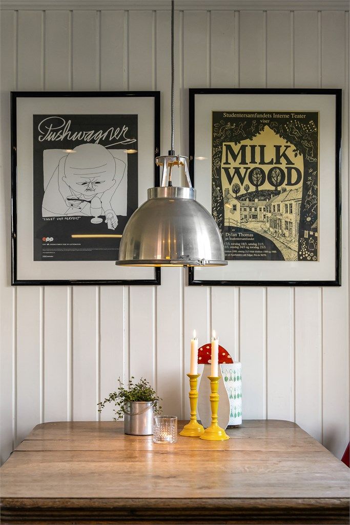 Kjøkkenet har godt med plass til en spiseplass for de raske måltidene.