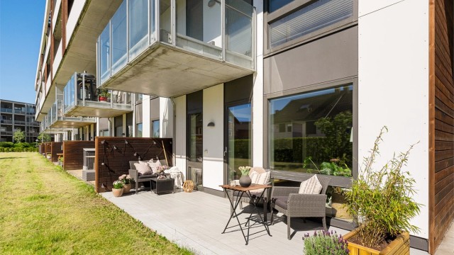 Velkommen til Tastatunet 22 - en fantastisk leilighet i nyere boligblokk med gjennomgående høy standard.