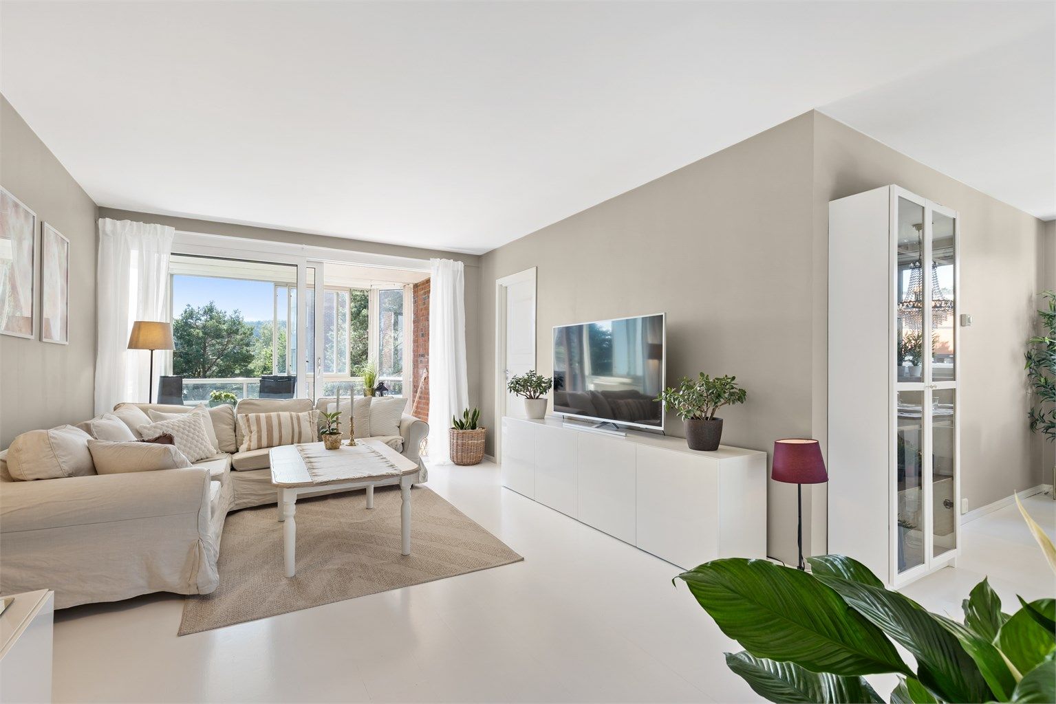 Robin Lauritzen v/ Krogsveen har gleden av å presentere Harald Sohlbergs vei 18!