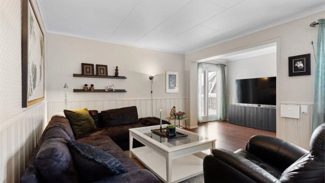 Fra stuen er det utgang til veranda
