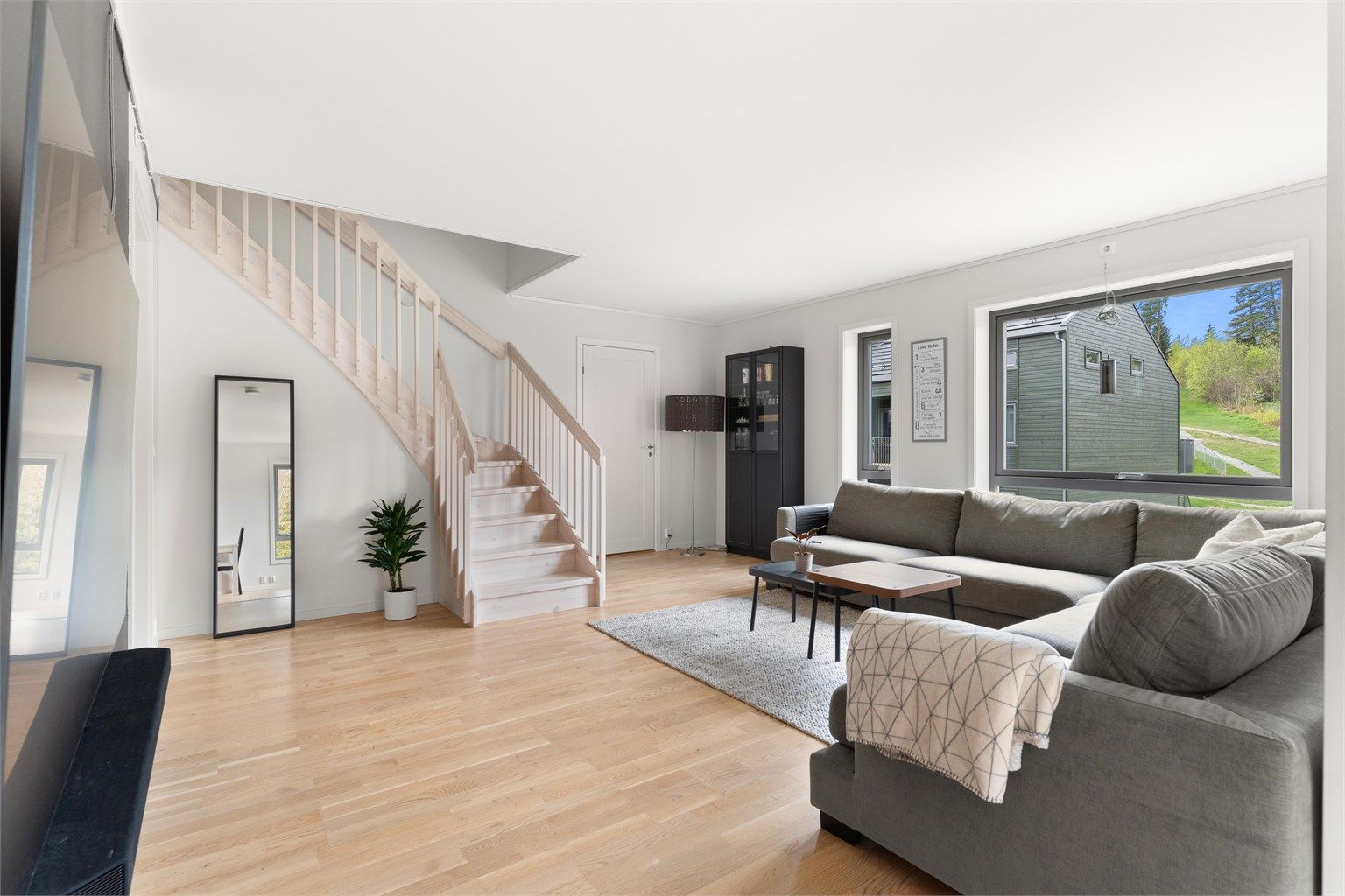 Eiendomsmegler Krogsveen avd. Årnes har gleden av å presentere Steinbukken 66!