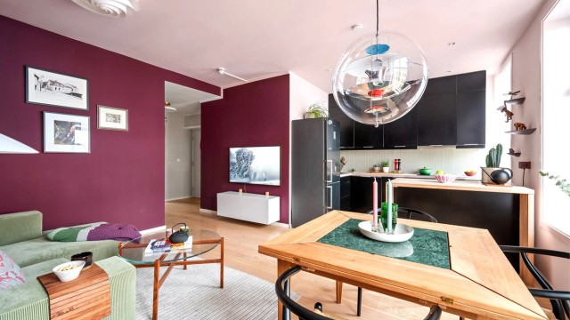 Her kombineres historisk bygårdskarakter med en moderne og funksjonell rominndeling.