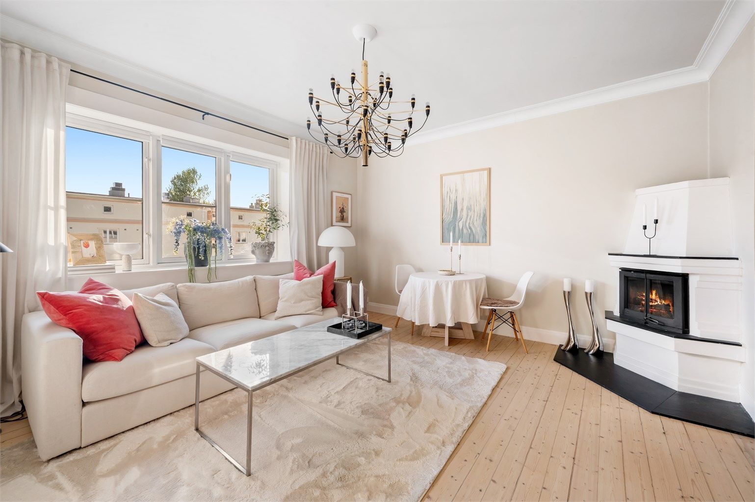 Tom Martinsen v/ Krogsveen har gleden av å presentere Etterstadsletta 4E!