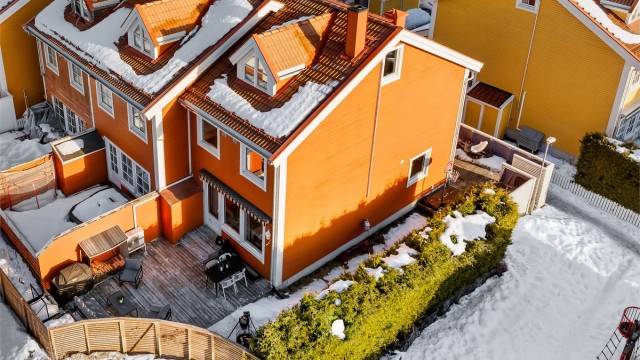 Krogsveen v/Nhut Nam Huynh har gleden av å presentere Åsheimveien 52!