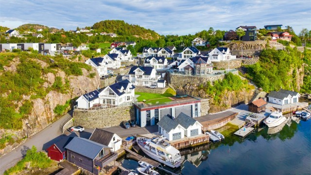 Velkommen til denne praktfulle boligen presentert av Fredrik Stuhr i Krogsveen