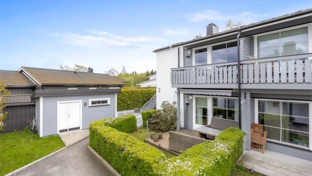 Velkommen til Losbyveien 40A! Presenteres av Jørgen Gabrielsen v/Krogsveen avd. Skedsmokorset.