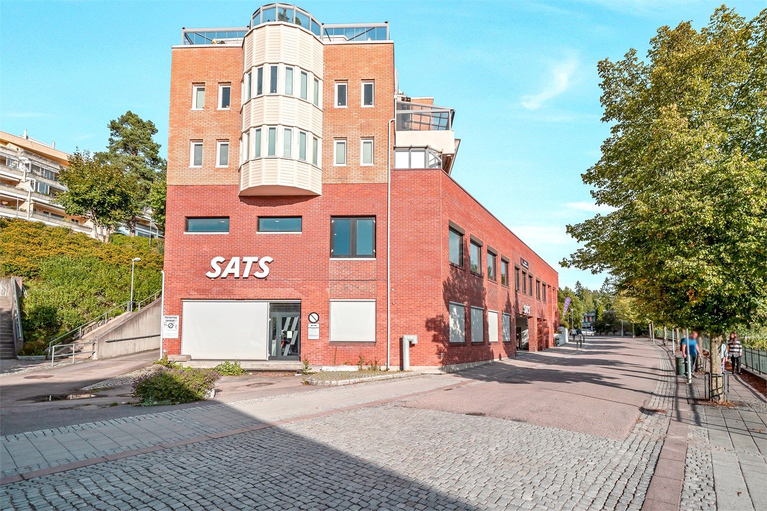 Område - SATS Kolbotn ligger i sentrum med kort gangavstand