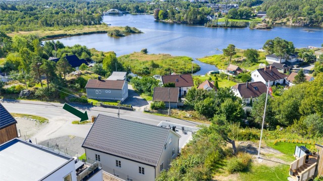 Idylliske Nidelva rett utenfor døren - Her har man kort vei til et forfriskende bad og vakre omgivelser