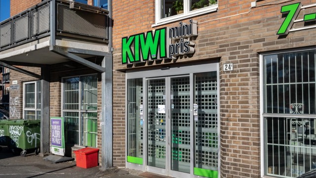 Dagligvarehandelen kan blant annet gjøres på Kiwi.