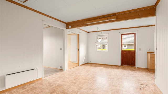 Spiseplass/spisestue tilknyttet kjøkkenet.