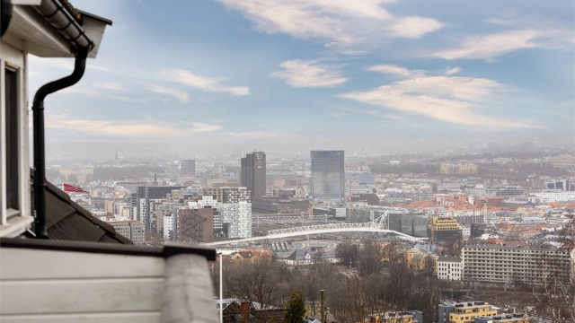 Her bor du med umiddelbar nærhet til friområdet på Brannfjell og Ekebergsletta, et eldorado for tur og friluftsliv.