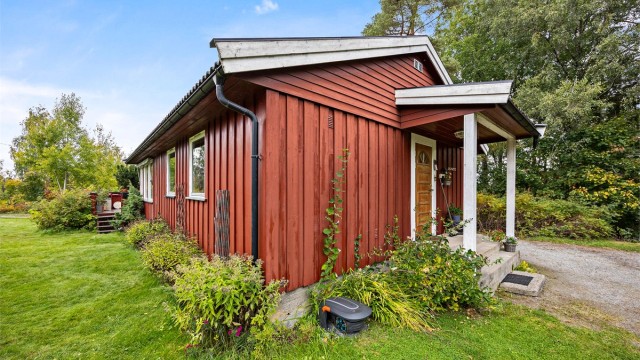 Boligen har oppussingsbehov men et stort potensial for å realisere boligdrømmen.
