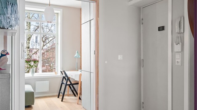 Brannklassifisert entrédør fra 1988 gir trygghet.