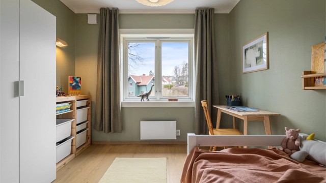 God lagringskapasitet i garderobeløsning