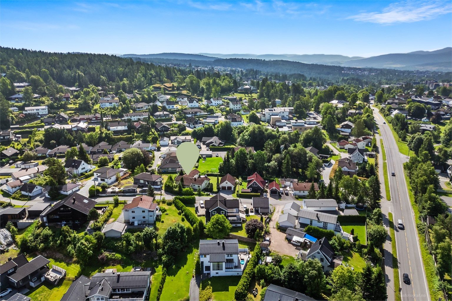 Eiendommen ligger i et etablert og hyggelig boligområde.
Foto: Knipzet AS - Emmy.