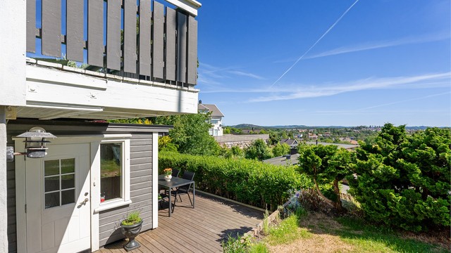 Her fra terrassen tilhørende hybelen.