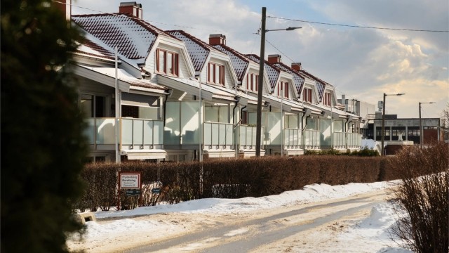 Sandveien 6 presenteres av Jonathan Dahl i Krogsveen.