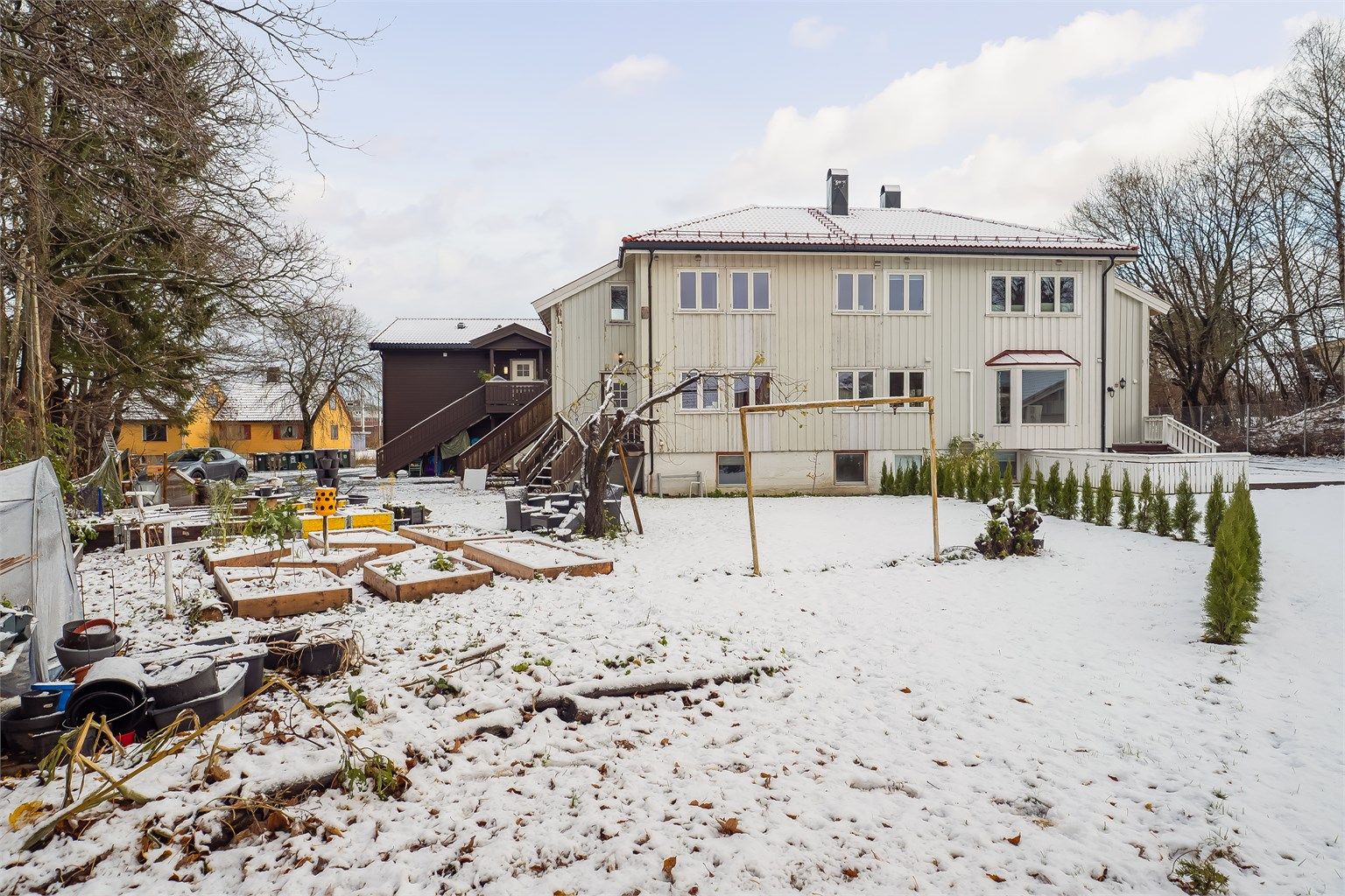 Velkommen til Thoning Owesens gate 5A! Innholdsrik eierleilighet over to plan, med kort vei til Trondheim sentrum. Foto: Oscar Stoltenberg