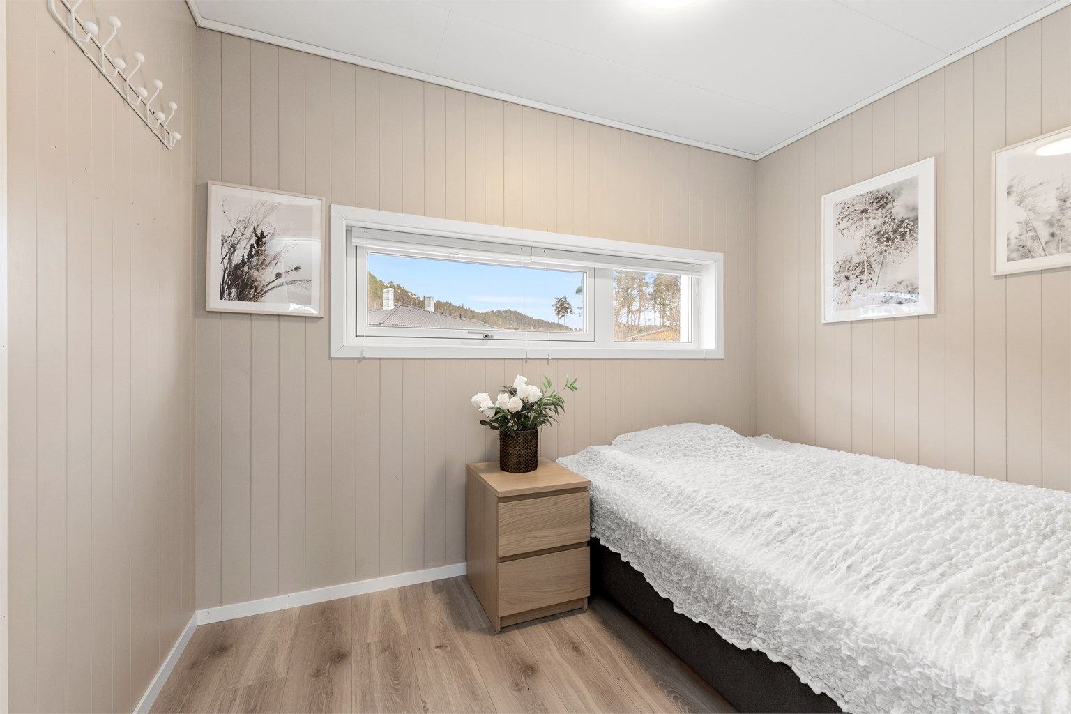 Innredet rom i andre etasje. Rommet er i dag benyttet som soverom, men er ikke godkjent for varig opphold.