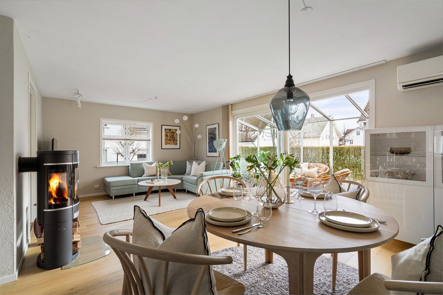 Lene Hviding v/Krogsveen eiendom har gleden av å presentere Nymansveien 61. Fotograf Arve Gravdal.