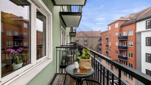 Leiligheten ligger tilbaketrukket på idylliske Fagerborg, rett ved hyggelige Jessenløkken.