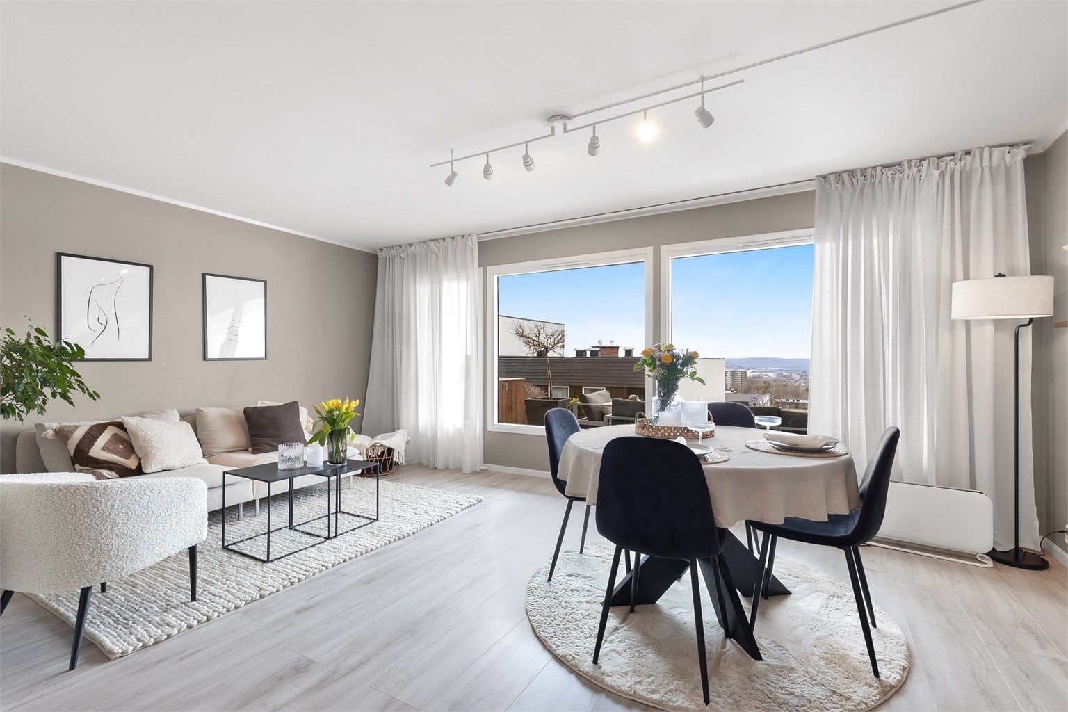 Robin Lauritzen v/ Krogsveen ønsker velkommen til Ole Messelts Vei 40C!