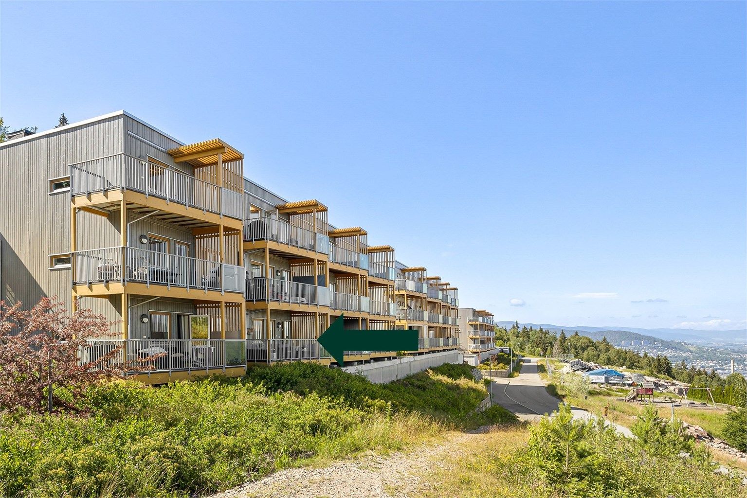 Pen og gjennomgående 3-roms eierleilighet i 1. etasje. Foto: Stine Prøitz Jørgensen