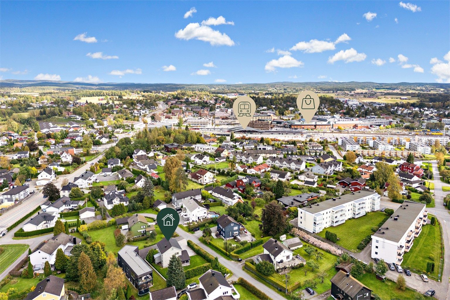 Fra boligen er det ca. 7 minutters gåavstand til Ski stasjon.