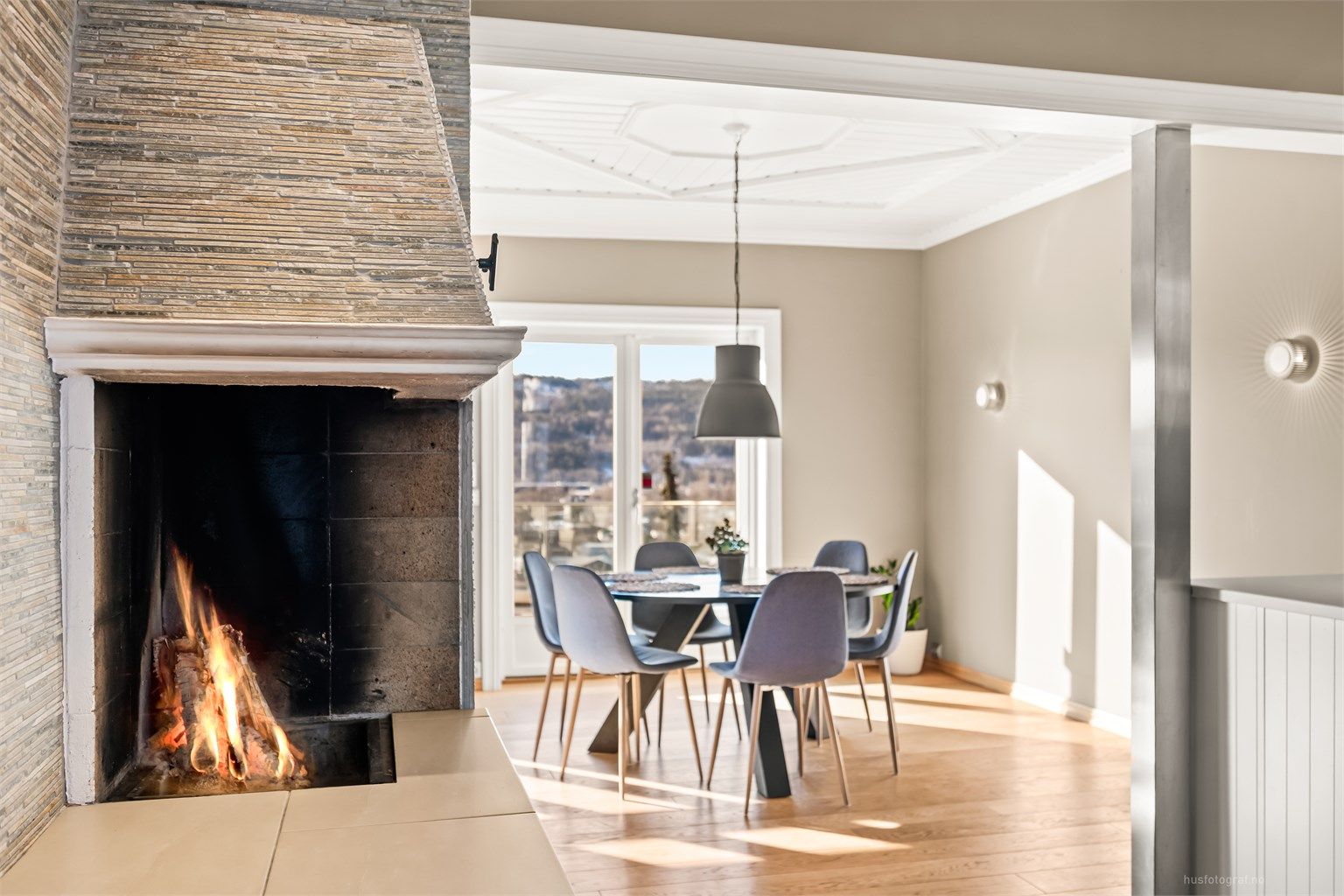 Varmefolie i gulv i hele 1. etasje og 2. etasje. Fotograf: Emmy Madeleine Victoria af Geijerstam