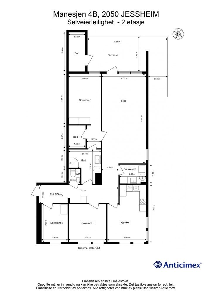 Plantegning med innvendige mål og himmelretning. 