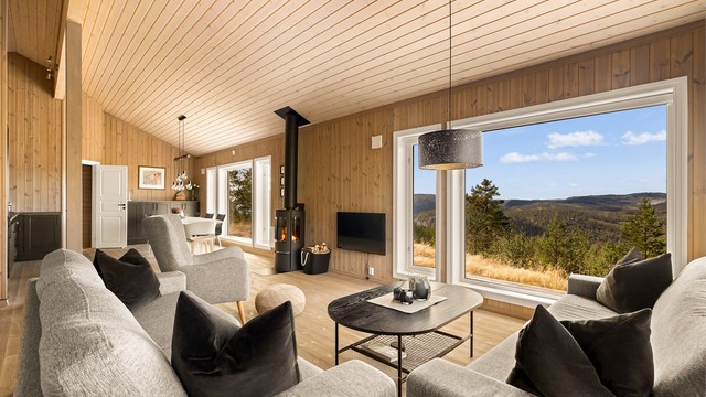 Her kan du lene deg tilbake i sofaen og nyte den fantastiske utsikten.