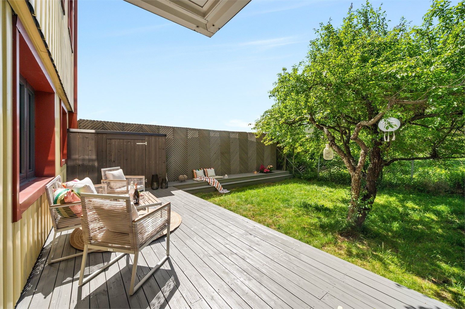 Eiendomsmegler Krogsveen v/ Nhut Nam Huynh har gleden av å presentere Rasmus Engers Vei 2A!