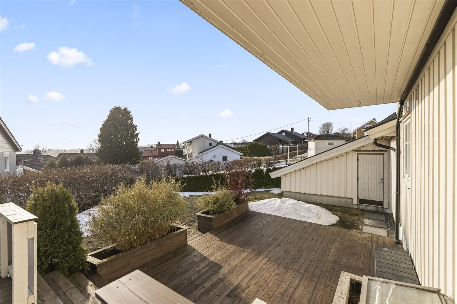 Eiendommen ligger svært attraktivt til i Mosserød, et veletablert, rolig og barnevennlig boligområde. 