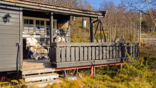 Terrassen er delvis overbygd og vil oppleves som en fin forlengelse av stuen.