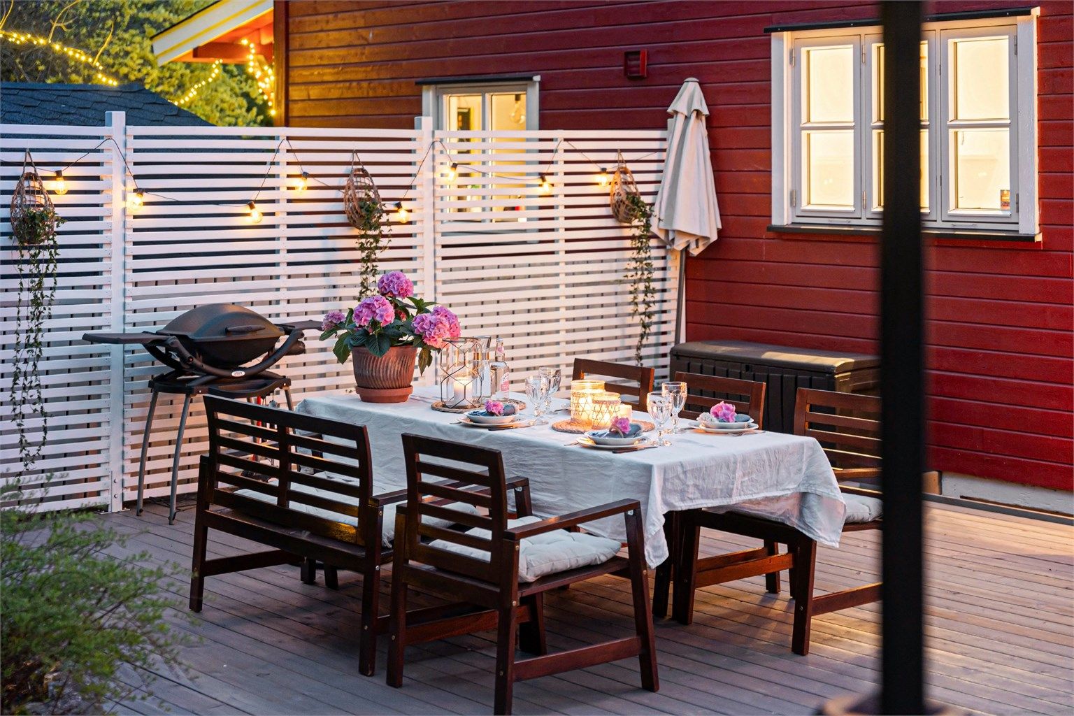 Huset går over 3 plan og har god planløsning