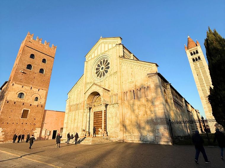 San Zeno's Basilica - Frontside