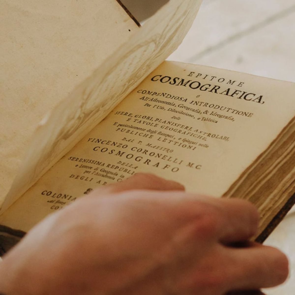 Coronelli's Epitome Cosmografica