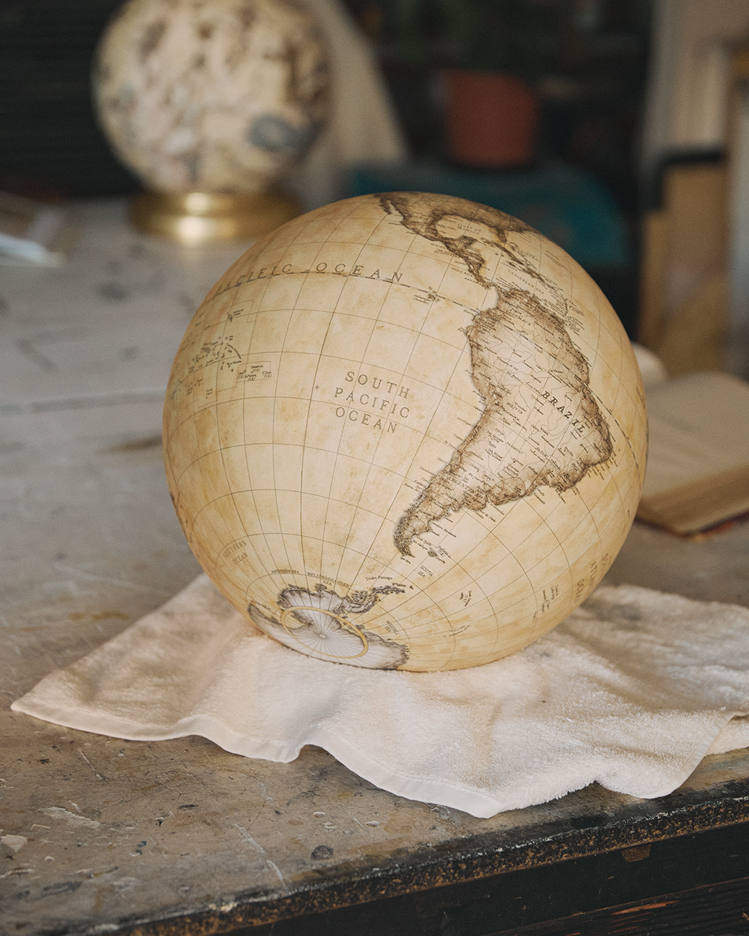 Crafted to Endure: Why Collectors Invest in Luxury Globes