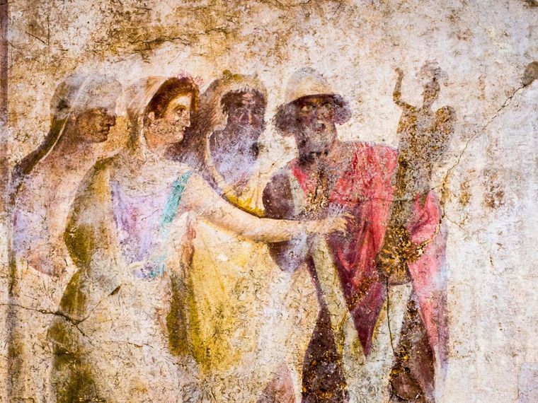 Odysseus carrying off the palladion from Troy with the help of Diomedes, against the resistance of Cassandra and other Trojans - Antique fresco from Pompeii