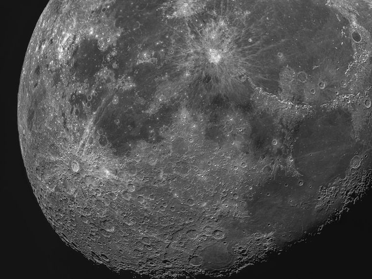 Photo of the Moon's heavily cratered surface, showing detail where no mare formed